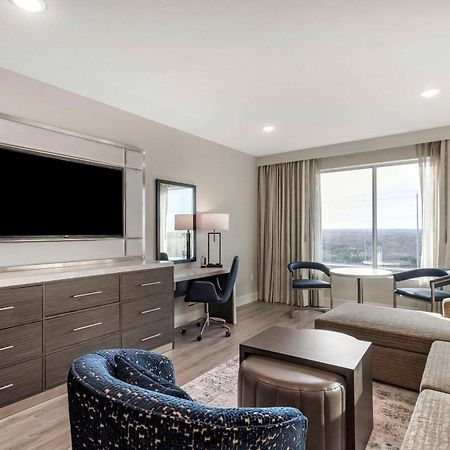 Cambria Hotel Austin Uptown Near The Domain エクステリア 写真