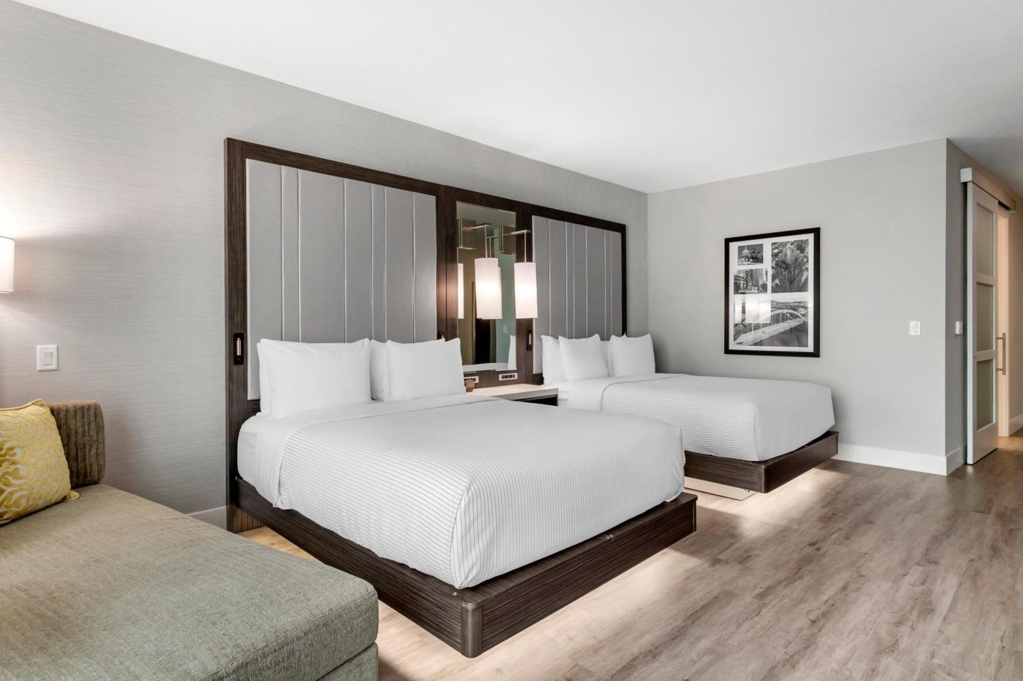 Cambria Hotel Austin Uptown Near The Domain エクステリア 写真