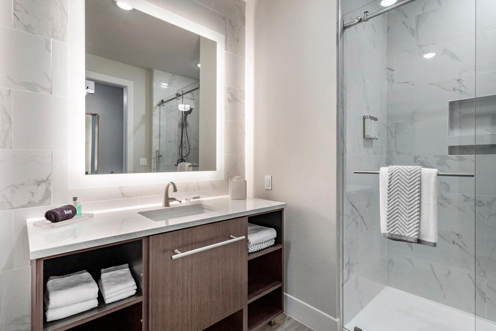 Cambria Hotel Austin Uptown Near The Domain エクステリア 写真