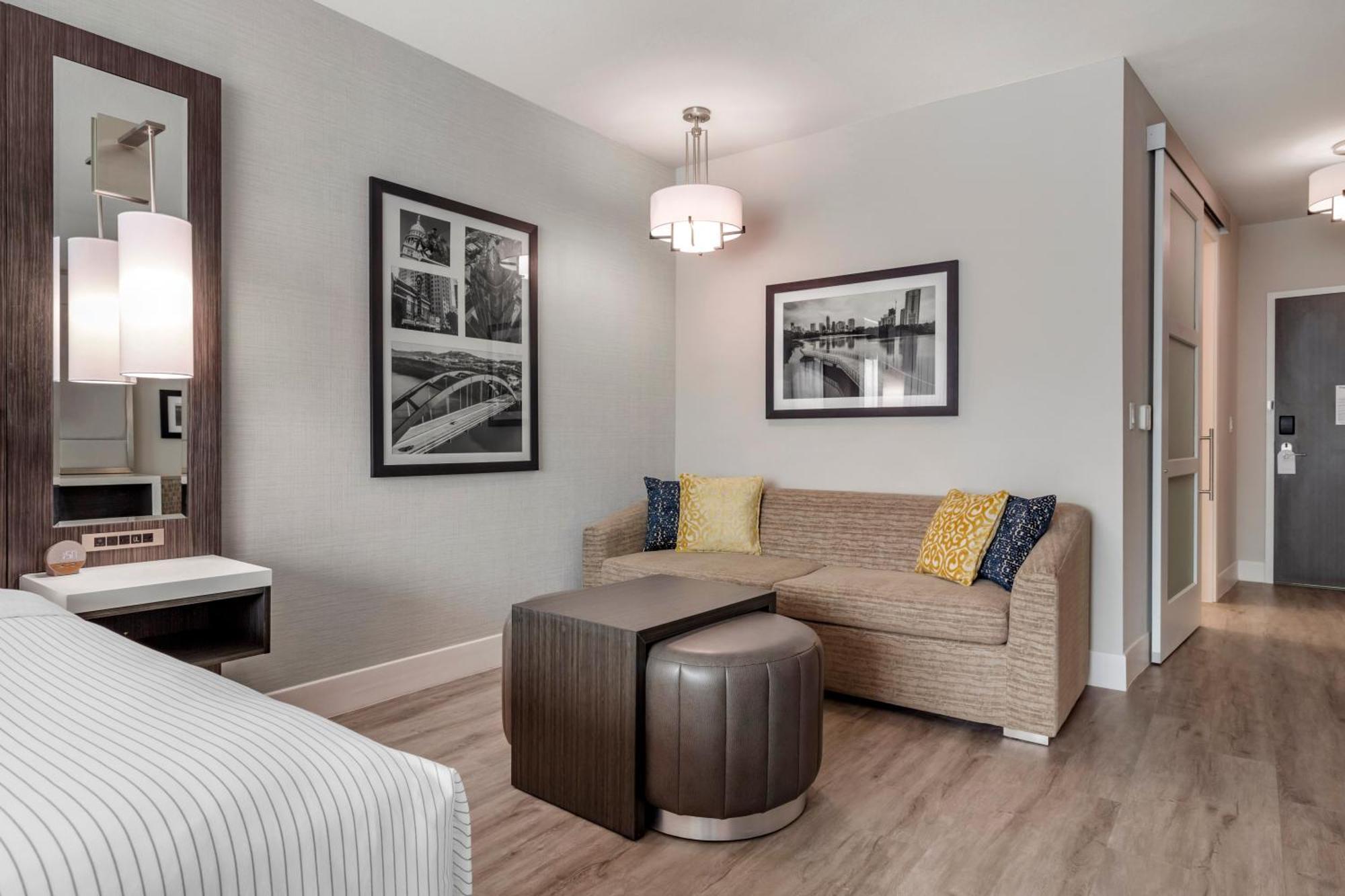 Cambria Hotel Austin Uptown Near The Domain エクステリア 写真