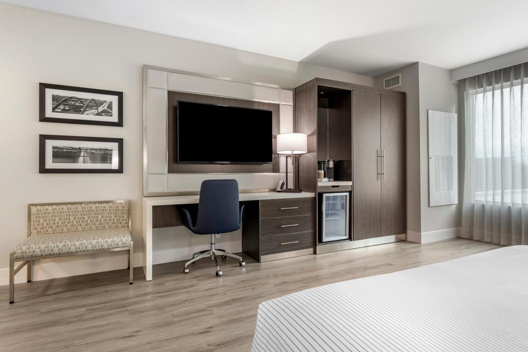 Cambria Hotel Austin Uptown Near The Domain エクステリア 写真